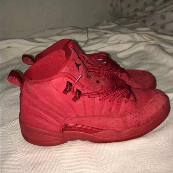 Gym Red 12s - Picture 2 of 5